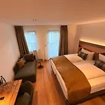 玛丽亚格恩宾馆