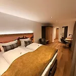 Hotel Und Maria Gern 3*
